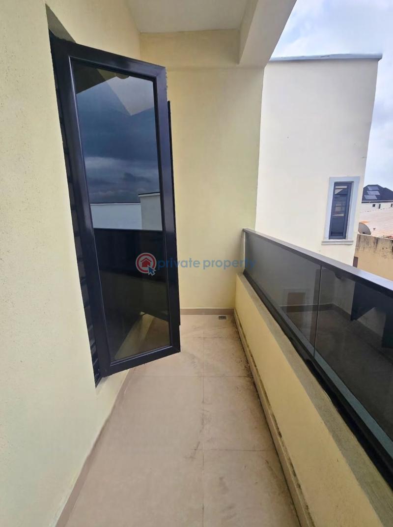 4 bedroom Semi detached Duplex For Sale Omole Phase 2 Ojodu Lagos - 3