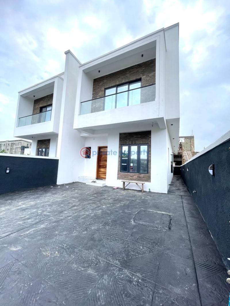 4 bedroom Flat & Apartment For Sale Ajah Lagos - 0