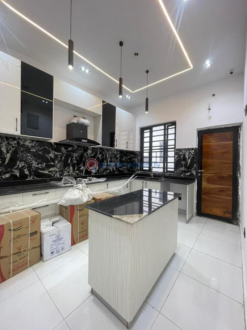 4 bedroom semi-detached duplex with bq at  ajah lagos. - 6 4 bedroom Flat & Apartment For Sale Ajah Lagos - 6