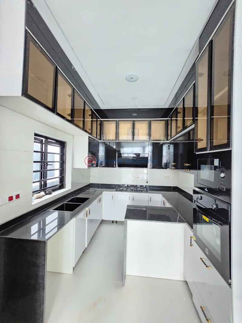 4 bedroom Semi detached Duplex For Sale Ikota Lekki Lagos - 3