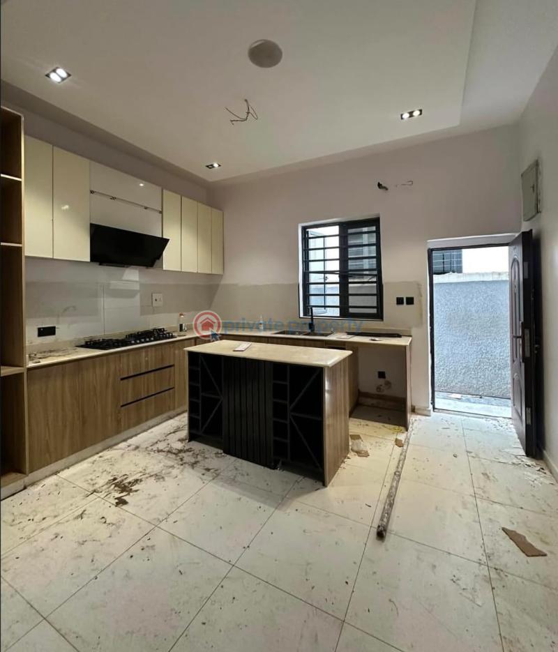 4 bedroom Semi detached Duplex For Rent Ikota Lekki Lagos - 6