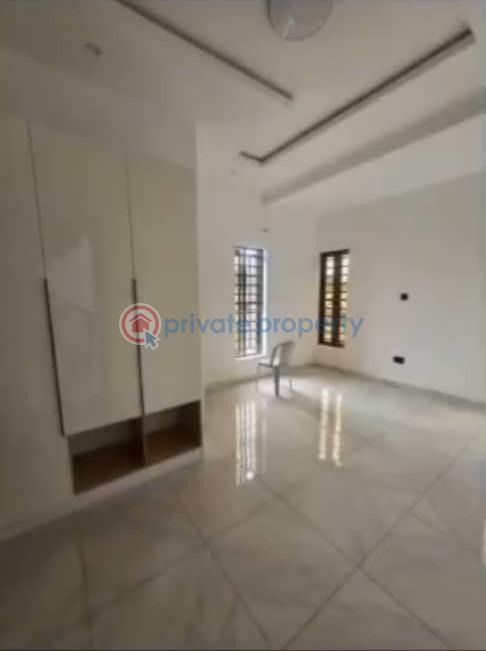 4 bedroom Duplex For Sale Gra Ogudu Lagos - 4