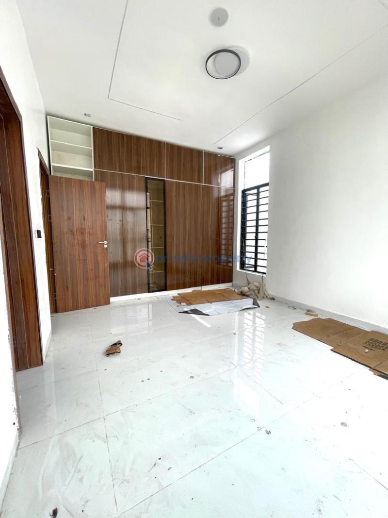 4 bedroom Semi detached Duplex For Sale Ikota Lekki Lagos - 4