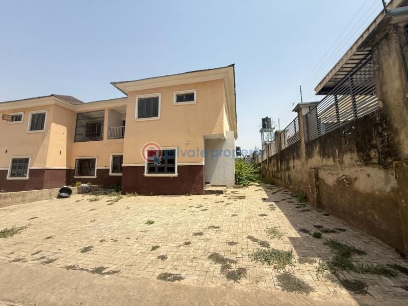 4 bedroom Semi detached Duplex For Sale Durumi Abuja Phase 2  - 6