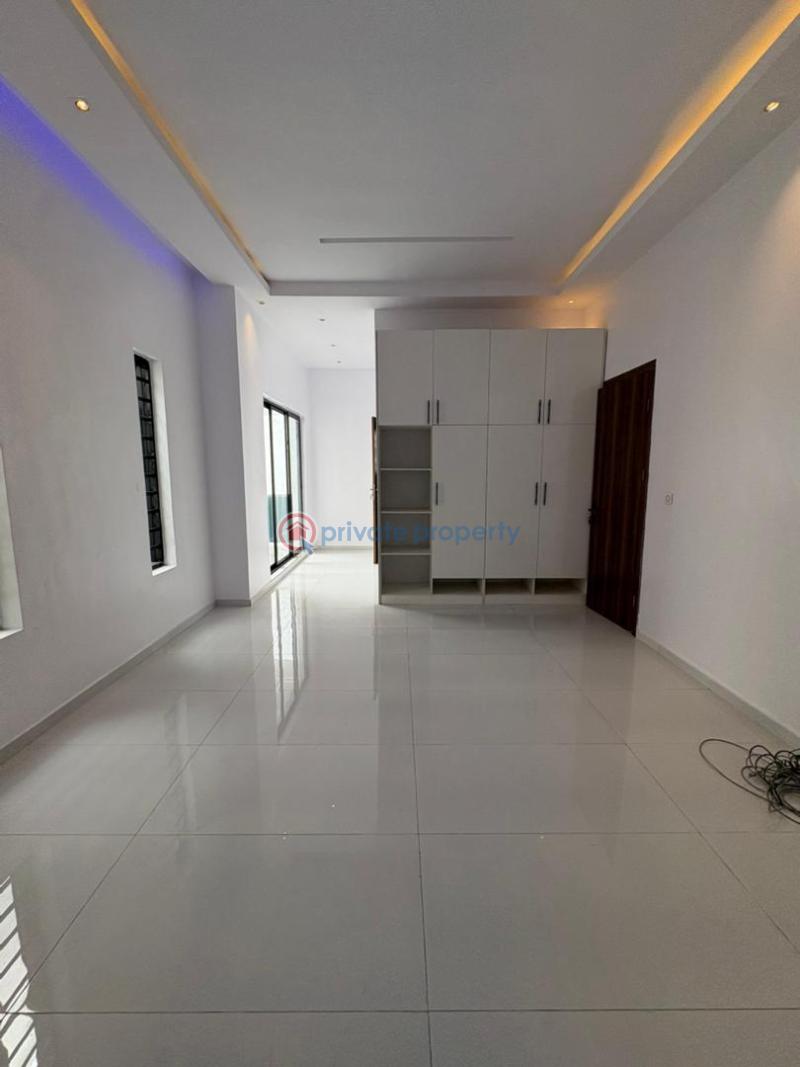 4 bedroom Semi detached Duplex For Sale Chevron Drive Lekki Lagos - 8