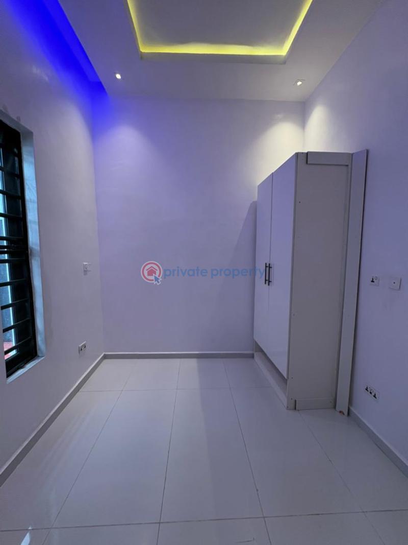 4 bedroom Semi detached Duplex For Sale Chevron Drive Lekki Lagos - 4