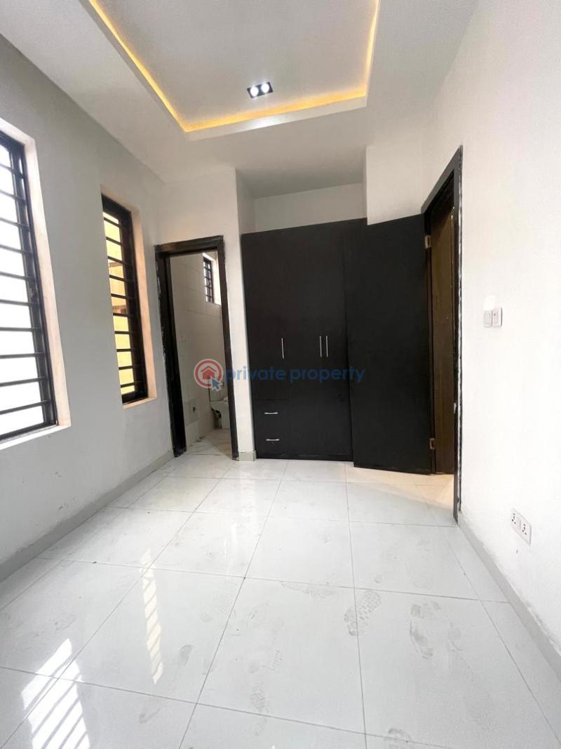 4 bedroom Semi detached Duplex For Sale Ikota Lekki Lagos - 13