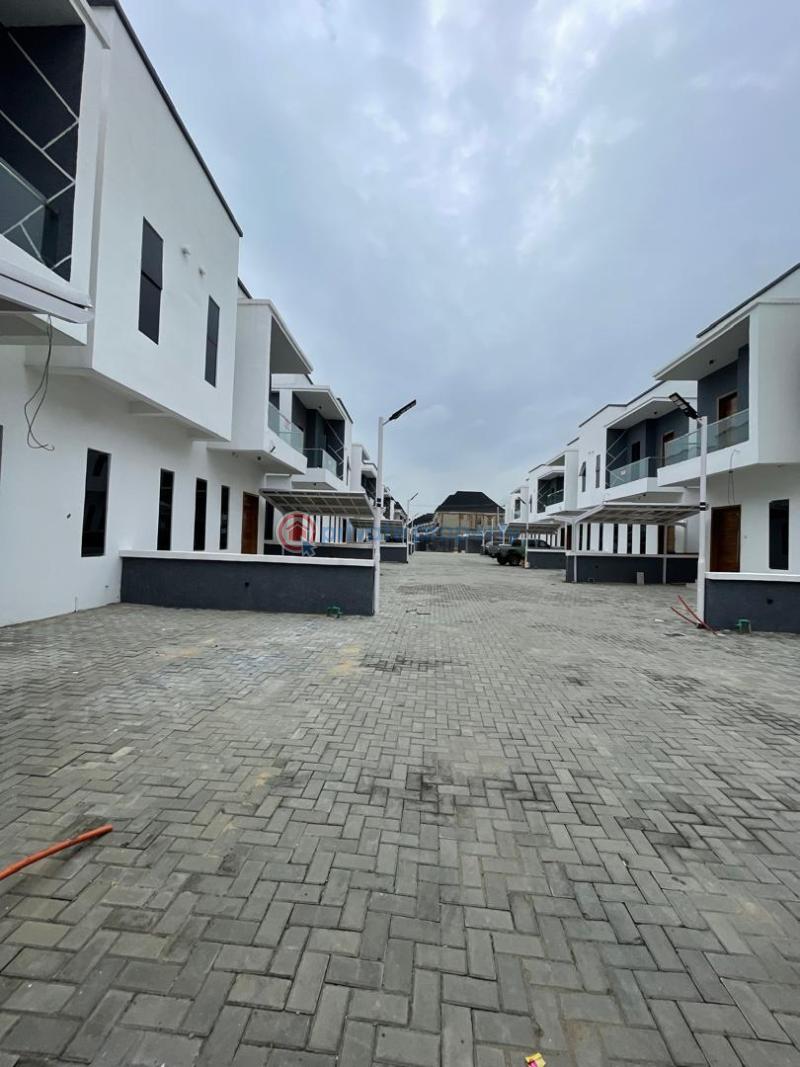 4 bedroom Semi detached Duplex For Sale Victoria Garden City Lekki Lagos - 1