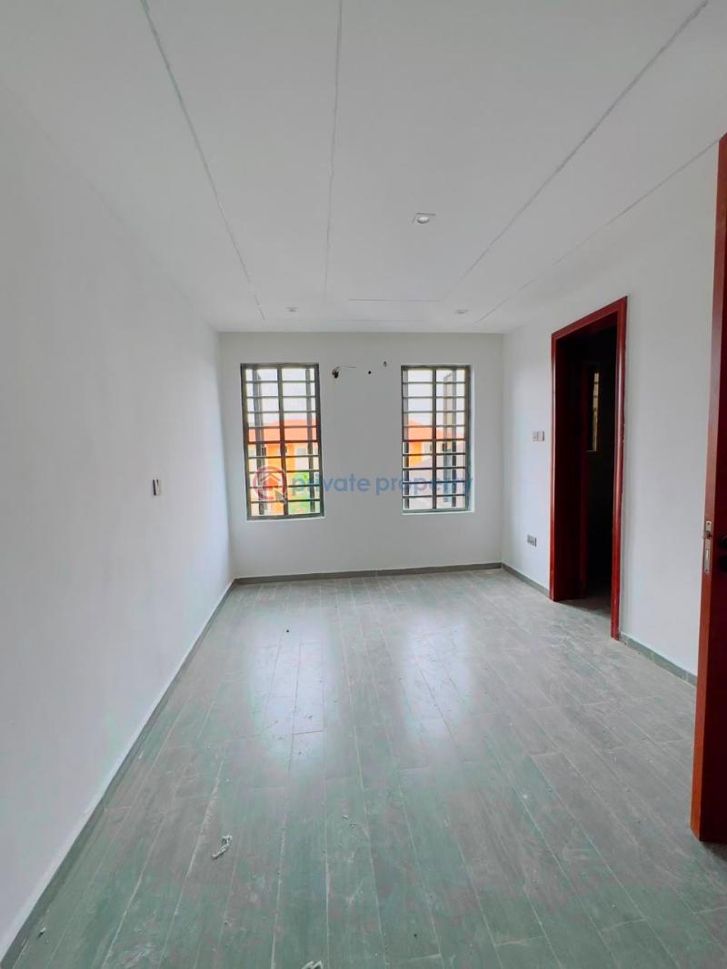4 bedroom Semi detached Duplex For Sale Akoka Yaba Lagos - 3