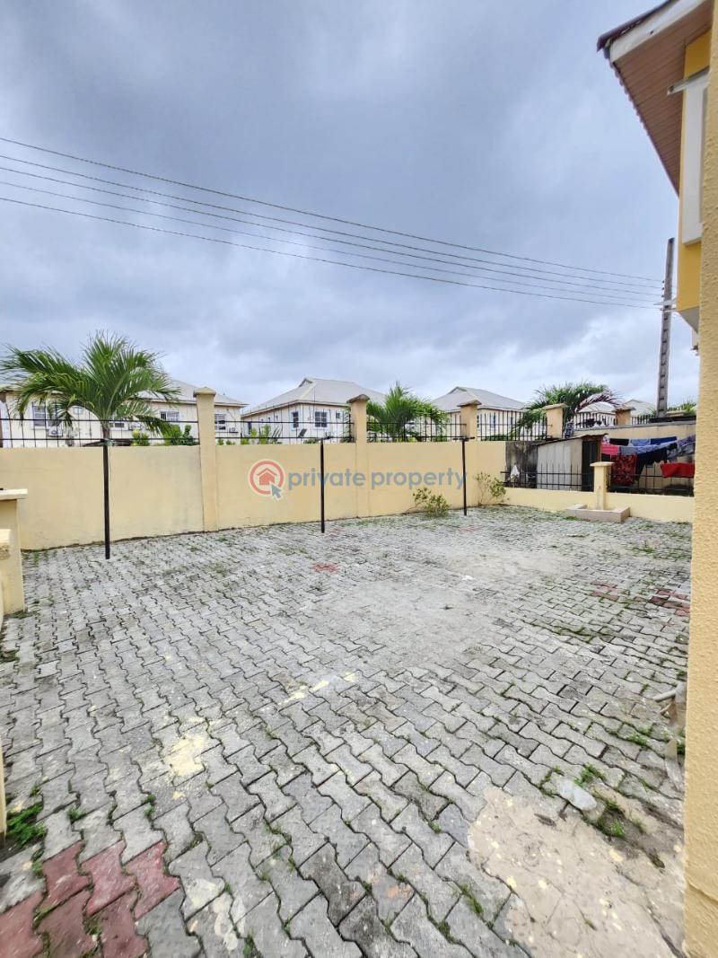 4 bedroom Semi detached Duplex For Rent Osapa Lekki Lagos - 6