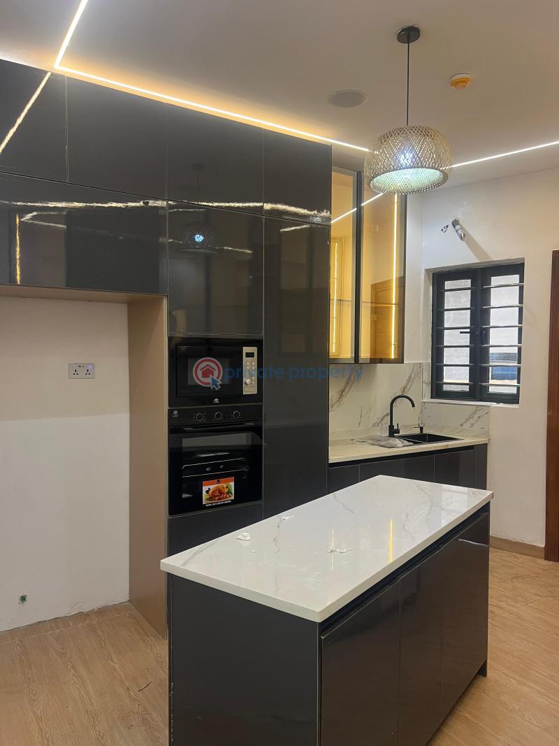 4 bedroom Semi detached Duplex For Sale Magodo Gra Phrase 1 Magodo GRA Phase 1 Ojodu Lagos - 1