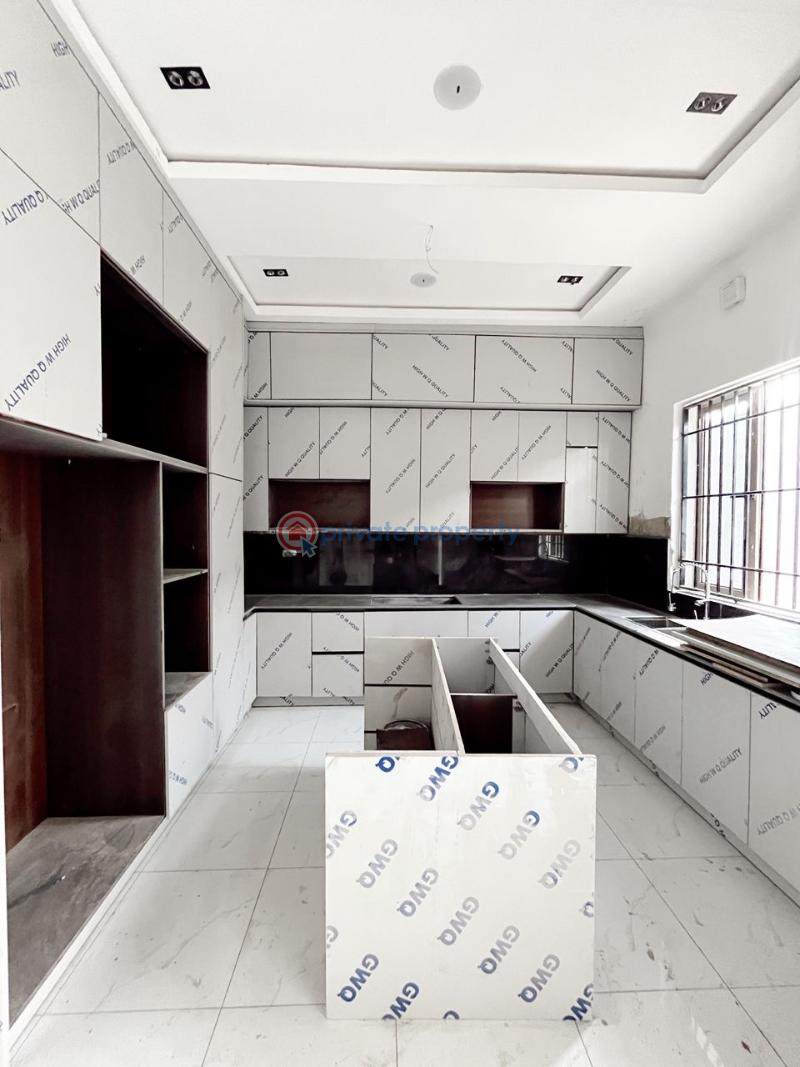 4 bedroom Semi detached Duplex For Sale Guzape Abuja Phase 1  - 7