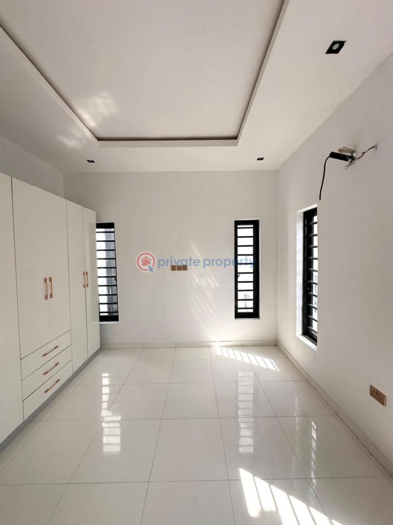 4 bedroom Semi detached Duplex For Sale Ologolo Lekki Lagos - 5