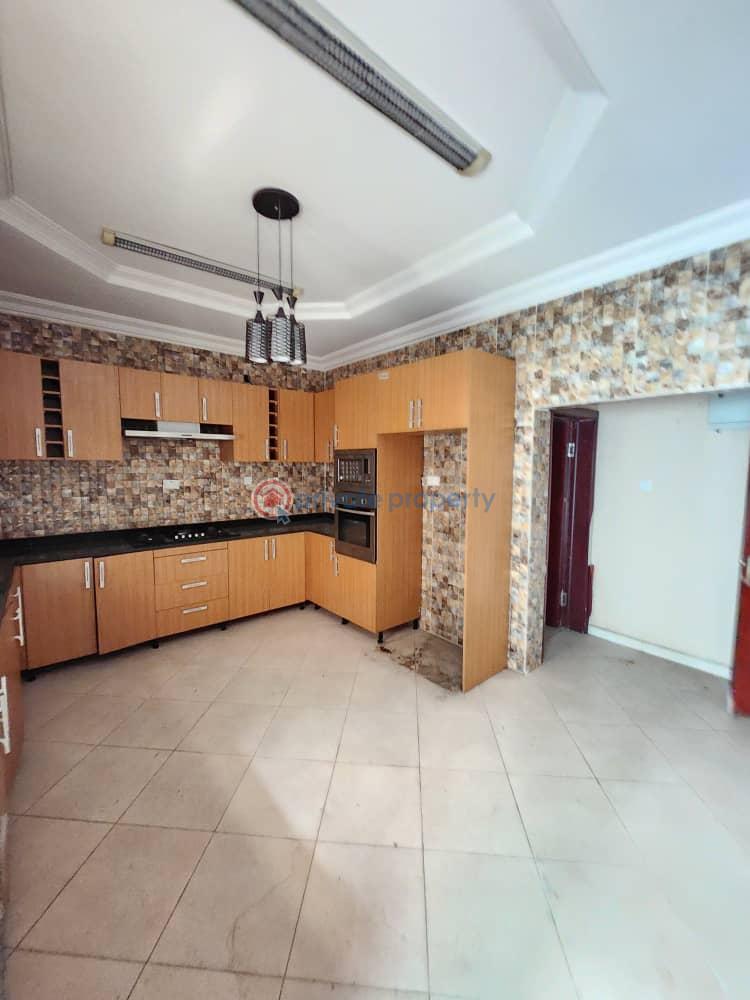 4 bedroom Semi detached Duplex For Rent Pinnock Beach Estate Osapa Lekki Lagos - 2