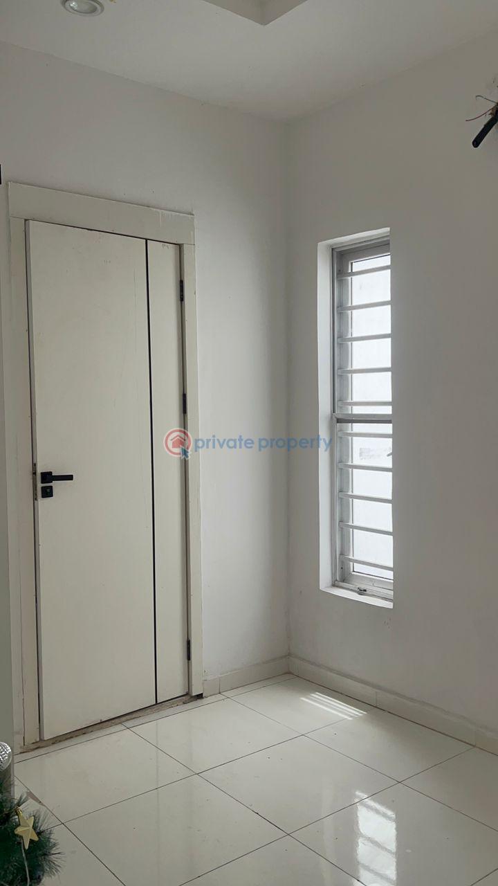 4 bedroom Semi detached Duplex For Sale Dpk District Estate. Lafiaji Lekki Lagos - 9