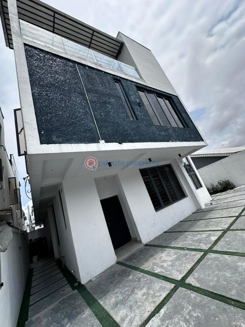 4 bedroom Semi detached Duplex For Rent Spg Ologolo Lekki Lagos. Ologolo Lekki Lagos - 2