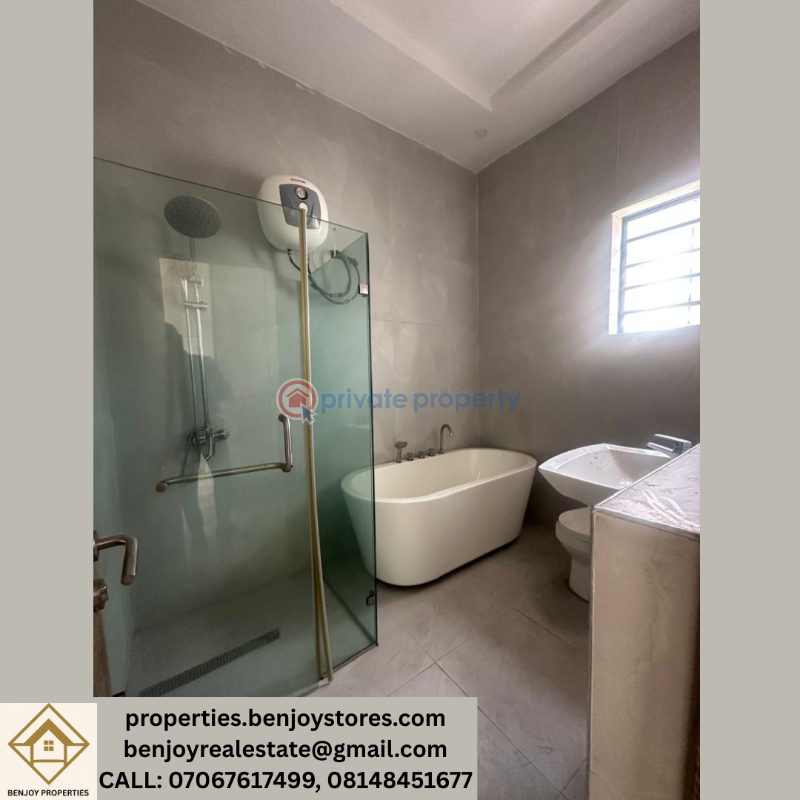 4 bedroom Semi detached Duplex For Sale Chevron Lekki Lagos - 3