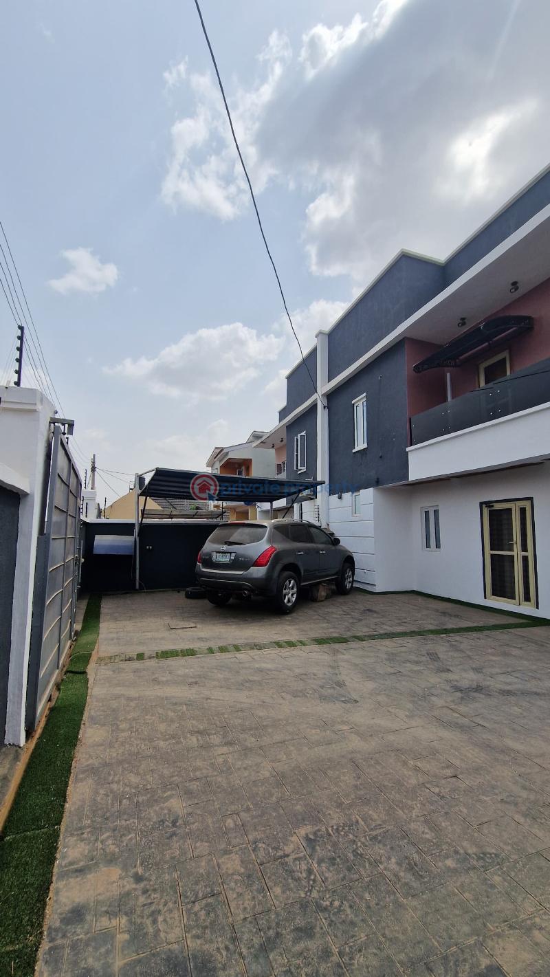 House For Sale Located Within Emmanuel Estate, Ile Titun Area, Jericho/idi Ishin Extension, Ibadan. Ibadan Oyo - 8