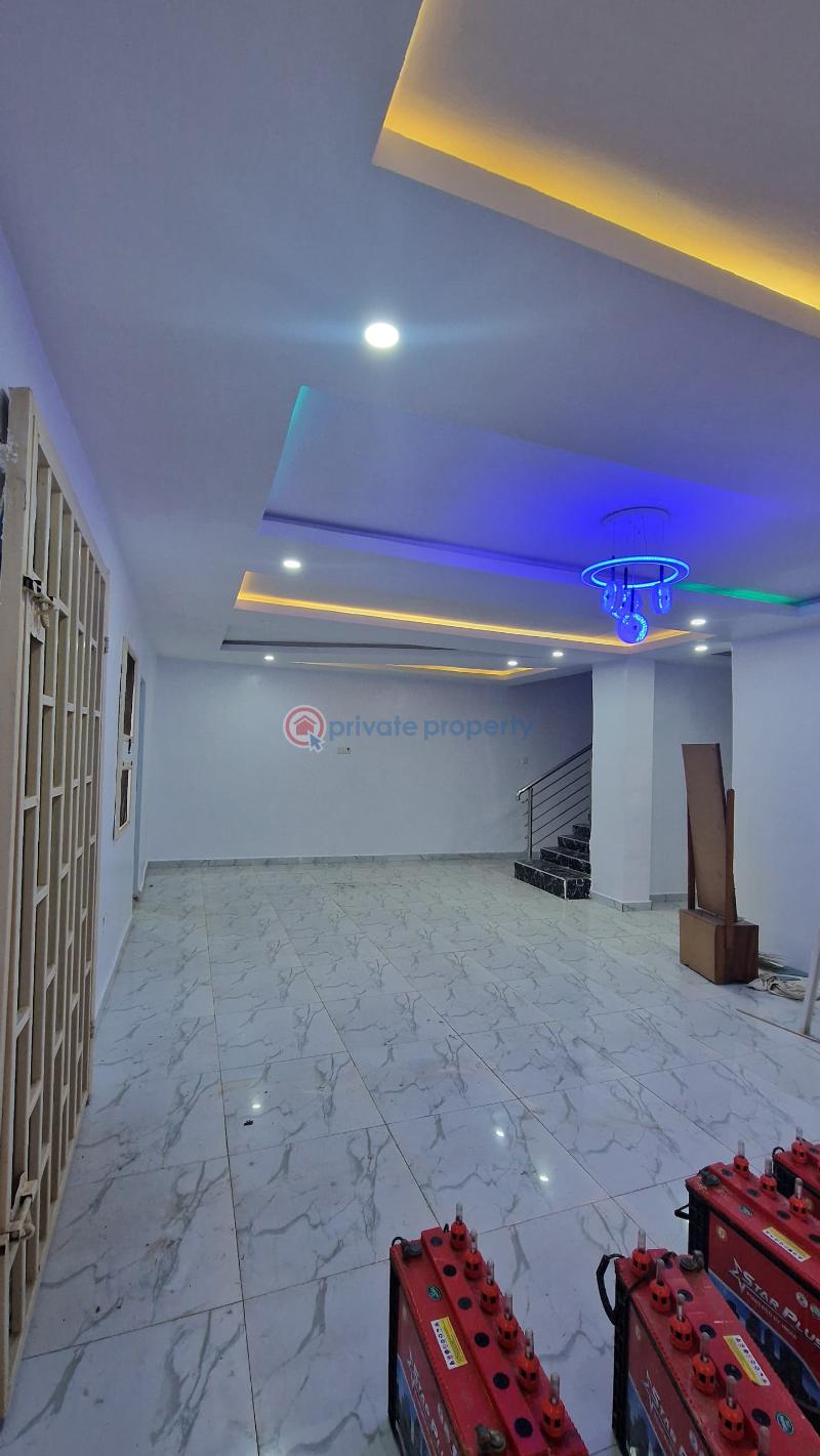 House For Sale Located Within Emmanuel Estate, Ile Titun Area, Jericho/idi Ishin Extension, Ibadan. Ibadan Oyo - 9