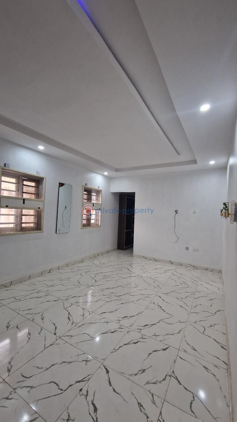 House For Sale Located Within Emmanuel Estate, Ile Titun Area, Jericho/idi Ishin Extension, Ibadan. Ibadan Oyo - 11