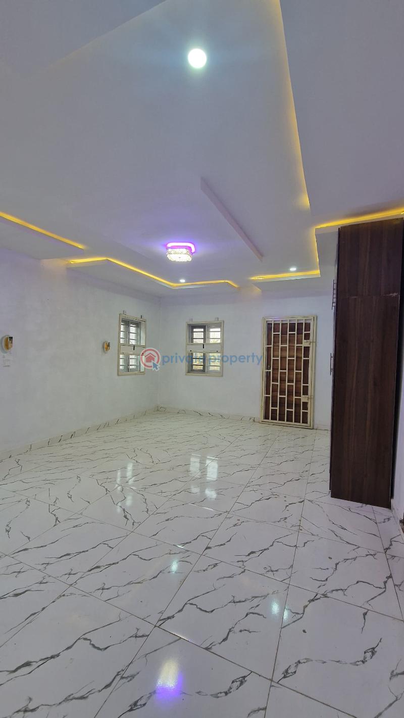 House For Sale Located Within Emmanuel Estate, Ile Titun Area, Jericho/idi Ishin Extension, Ibadan. Ibadan Oyo - 14