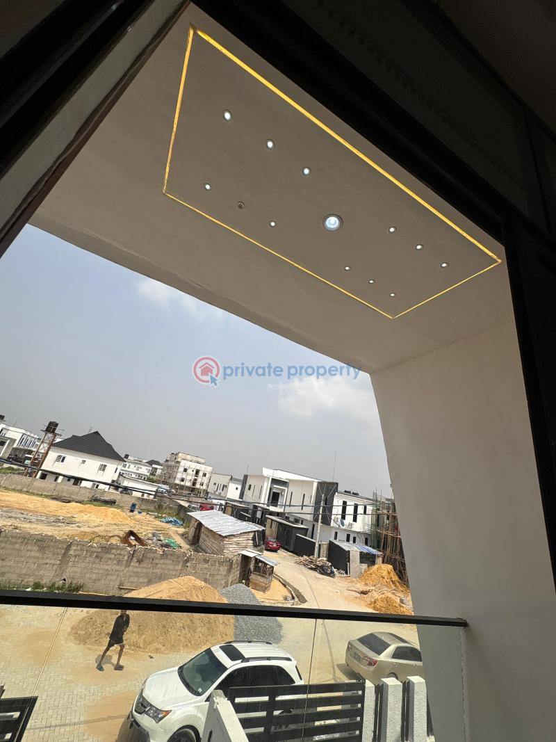 4 bedroom Semi detached Duplex For Sale Ikota Gra Ikota Lekki Lagos - 3