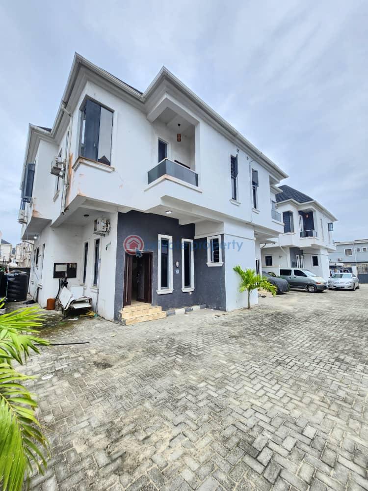 4 bedroom Semi detached Duplex For Sale Lekki Conservation, Chevron Axislagos Chevron Drive Lekki Lagos - 11