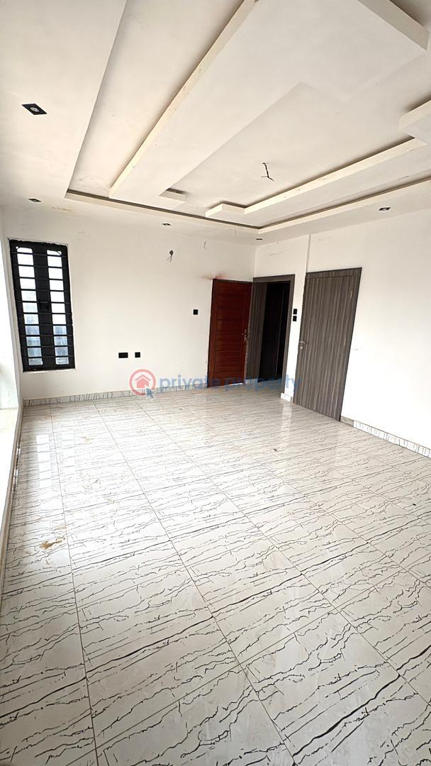 4 bedroom Semi detached Duplex For Sale Chief Lateef Oyelade, Ringroad Gra Ibadan Oyo - 4