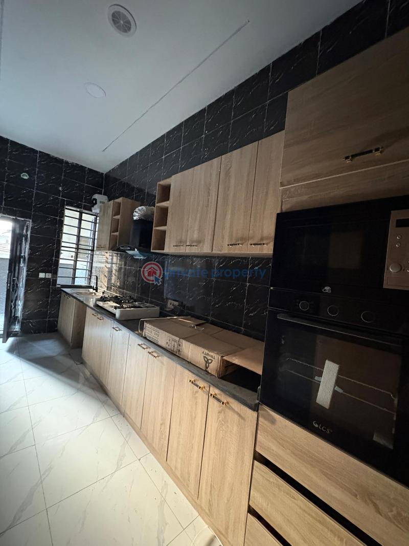 4 bedroom Semi detached Duplex For Sale Ikota Gra Ikota Lekki Lagos - 9