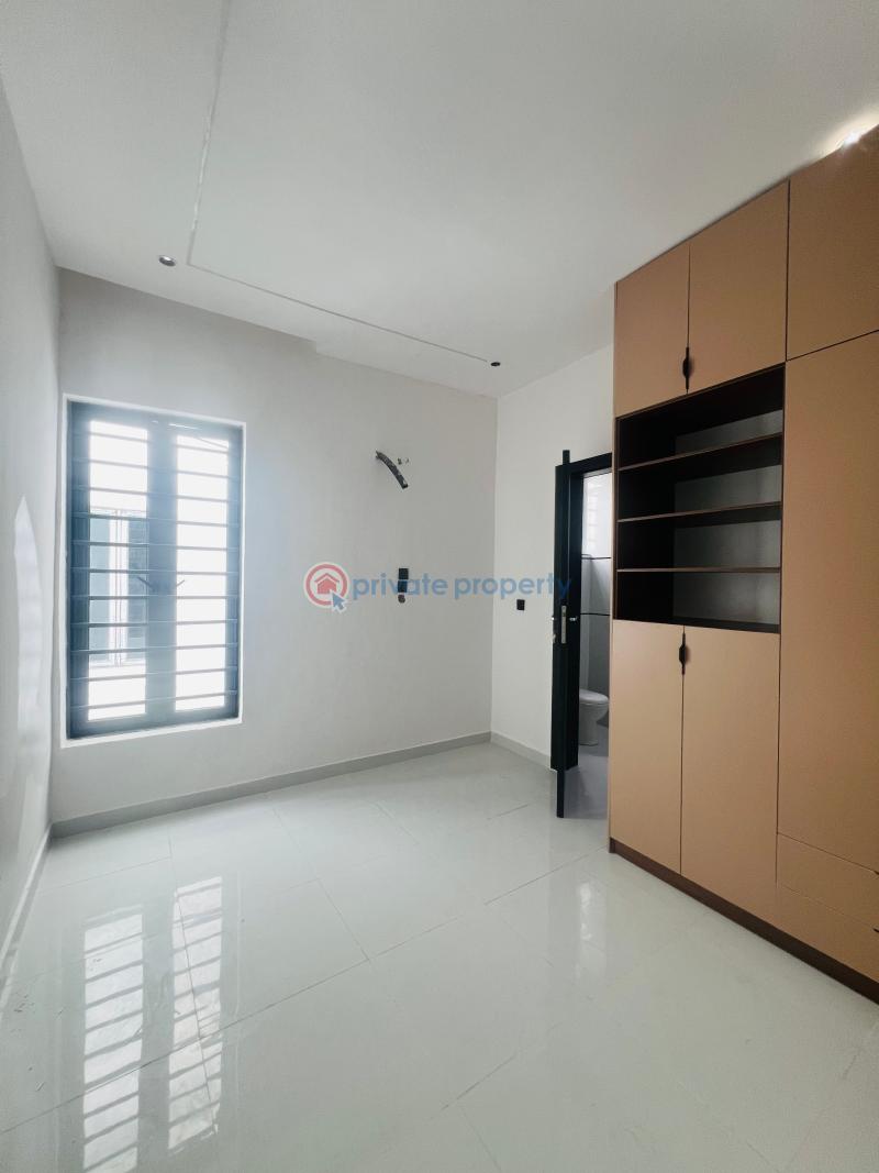 4 bedroom Semi detached Duplex For Sale 4 Bedroom Semi Detached Duplex Ajah Lagos - 22