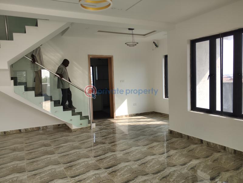 4 bedroom Semi detached Duplex For Sale Ramat Estate Ogudu GRA Lagos - 12
