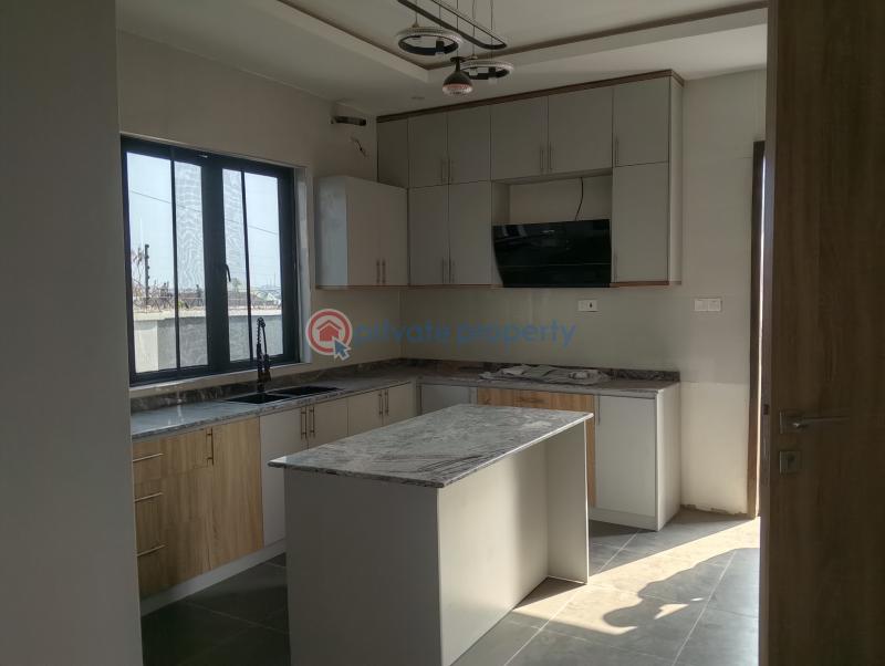 4 bedroom Semi detached Duplex For Sale Ramat Estate Ogudu GRA Lagos - 7