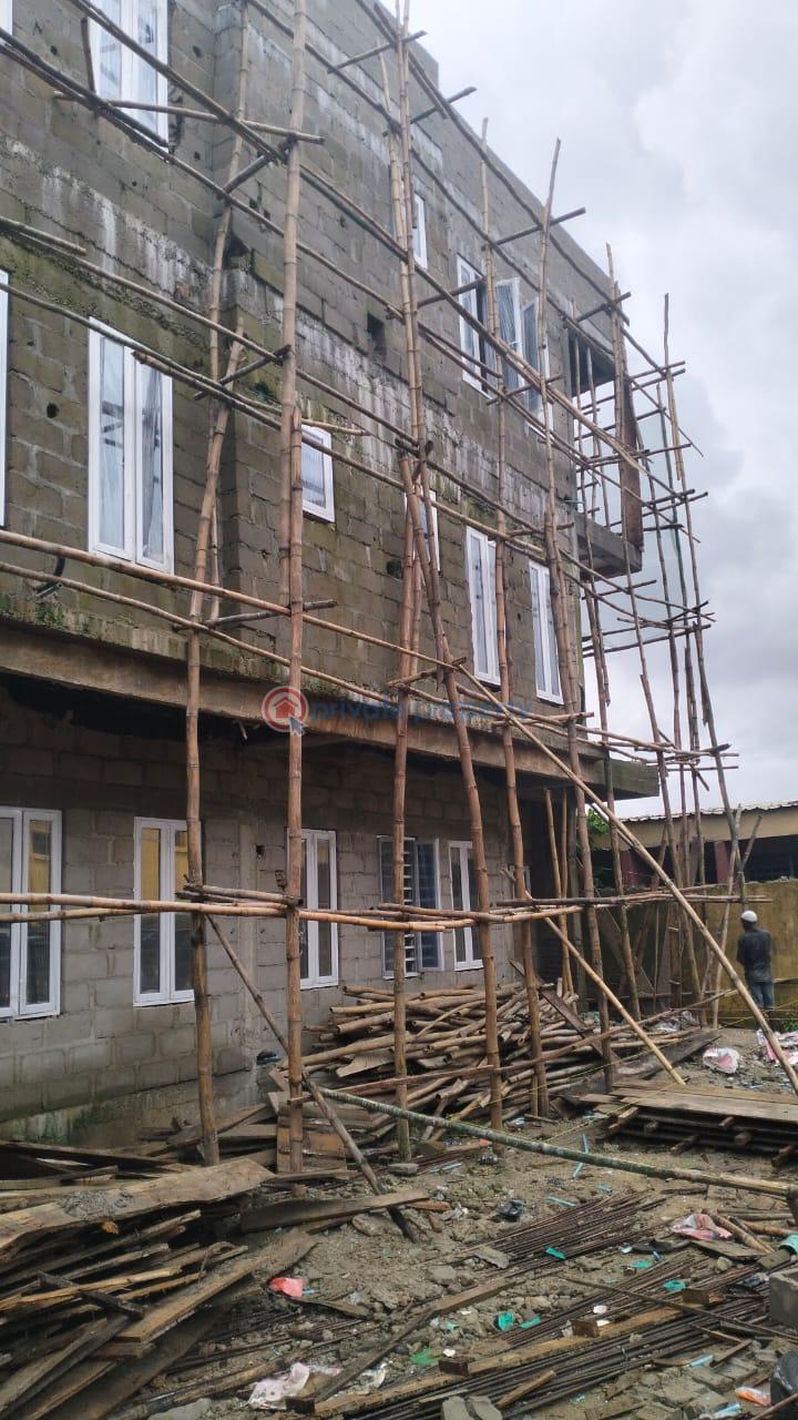 4 bedroom Semi detached Duplex For Sale Surulere Lagos - 2