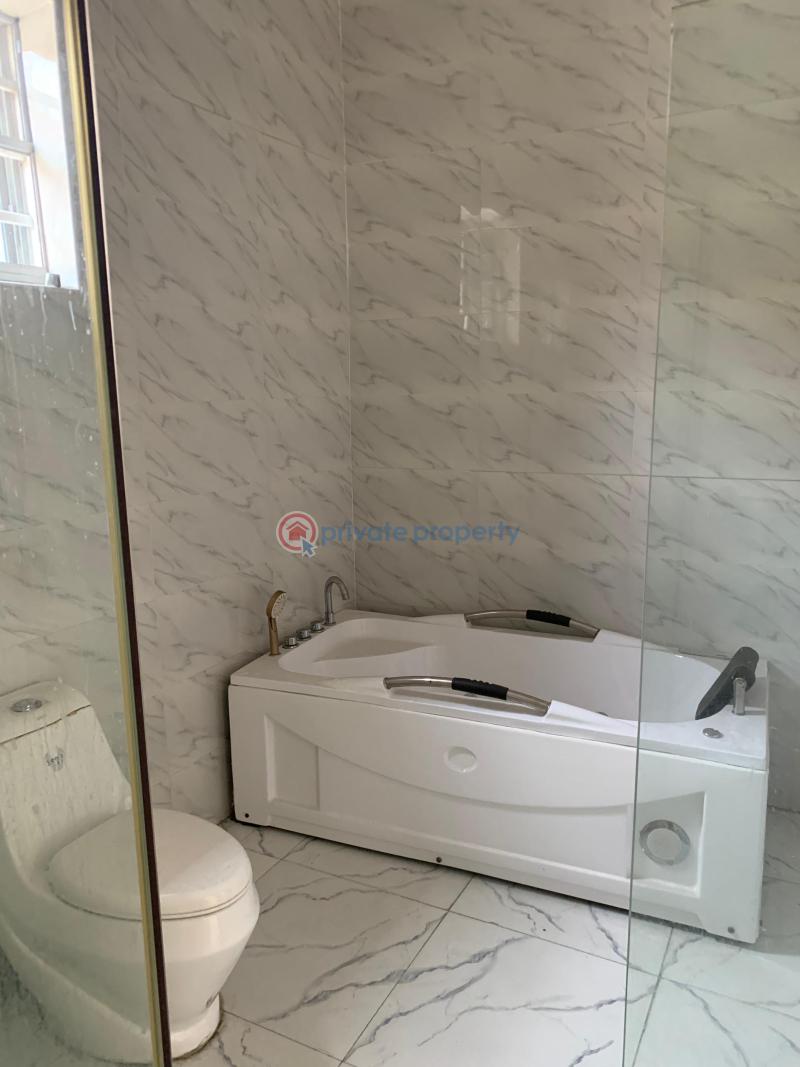 4 bedroom semi detached for both commercial or residential in chevron lekki - 6 4 bedroom Semi detached Duplex For Rent Chevron Lekki Chevron Drive Lekki Lagos - 6