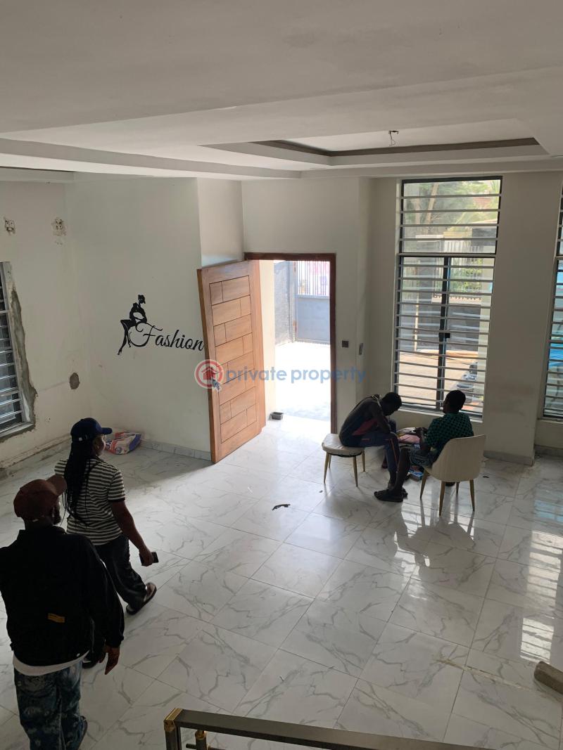 4 bedroom semi detached for both commercial or residential in chevron lekki - 2 4 bedroom Semi detached Duplex For Rent Chevron Lekki Chevron Drive Lekki Lagos - 2