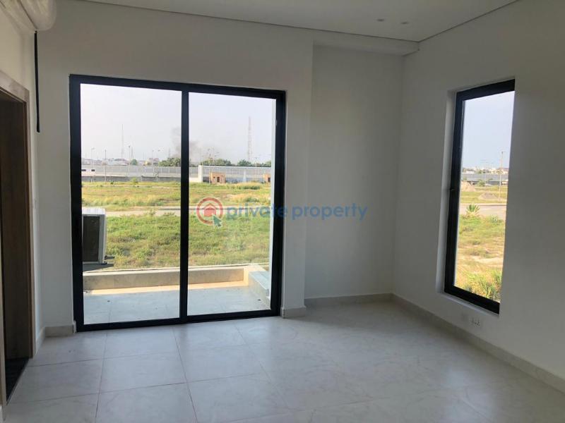 4 bedroom Duplex For Rent Off The Coastal Road, Around Jakande Area Jakande Lekki Lagos - 3