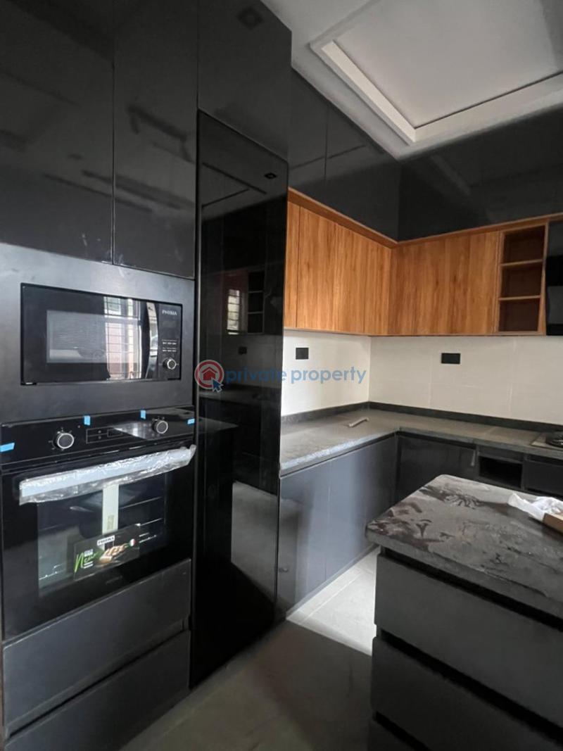 4 bedroom Semi detached Duplex For Sale Magodo Gra Phrase 1 Magodo GRA Phase 1 Ojodu Lagos - 2