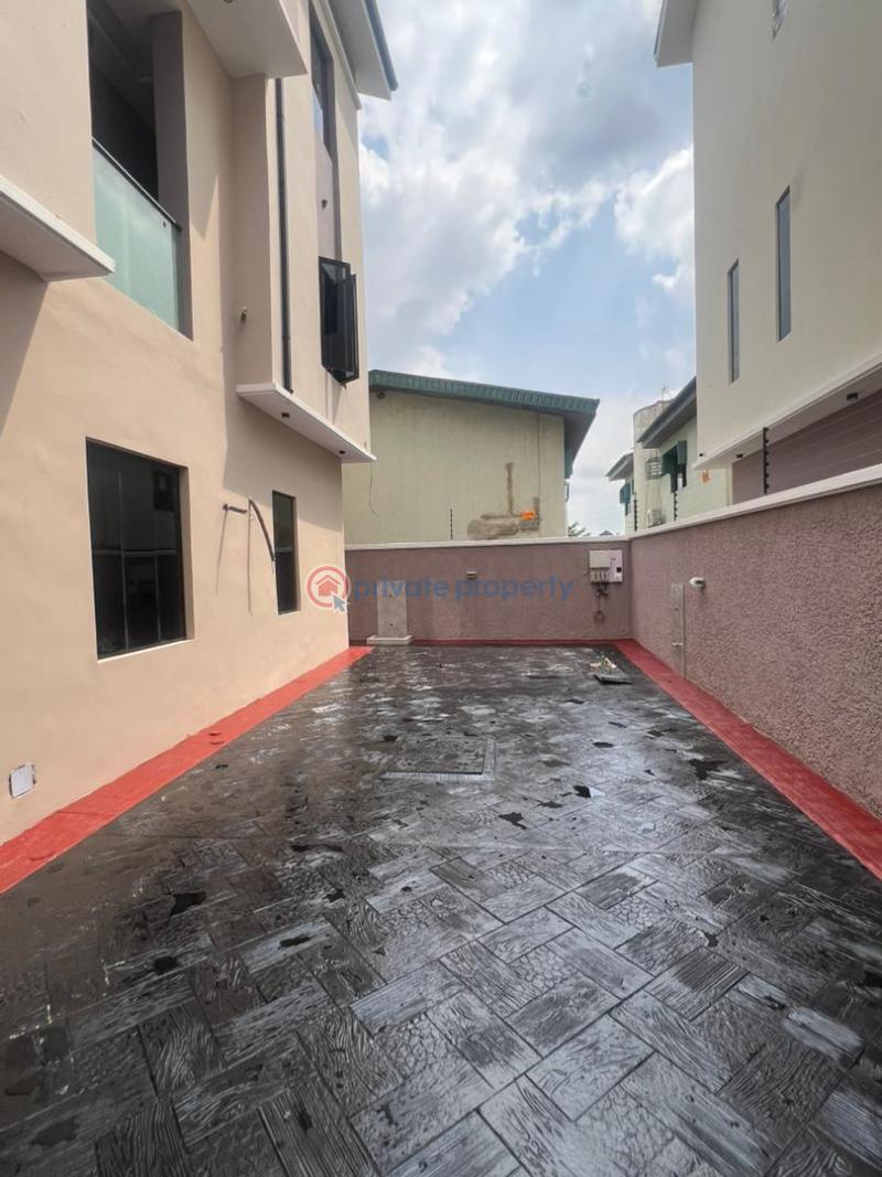 4 bedroom Semi detached Duplex For Sale Magodo Gra Phrase 1 Magodo GRA Phase 1 Ojodu Lagos - 8