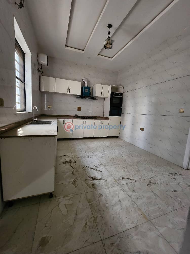 4 bedroom Semi detached Duplex For Rent Ikota Lekki Lagos - 6