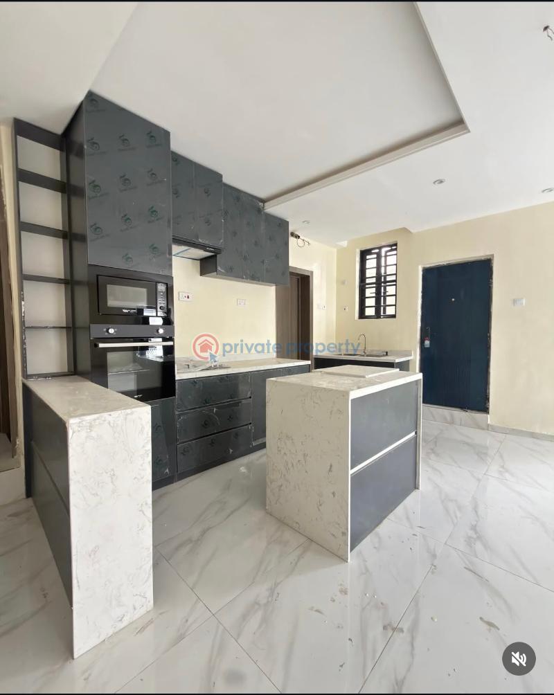 4 bedroom Detached Duplex For Sale Surulere Lagos - 11