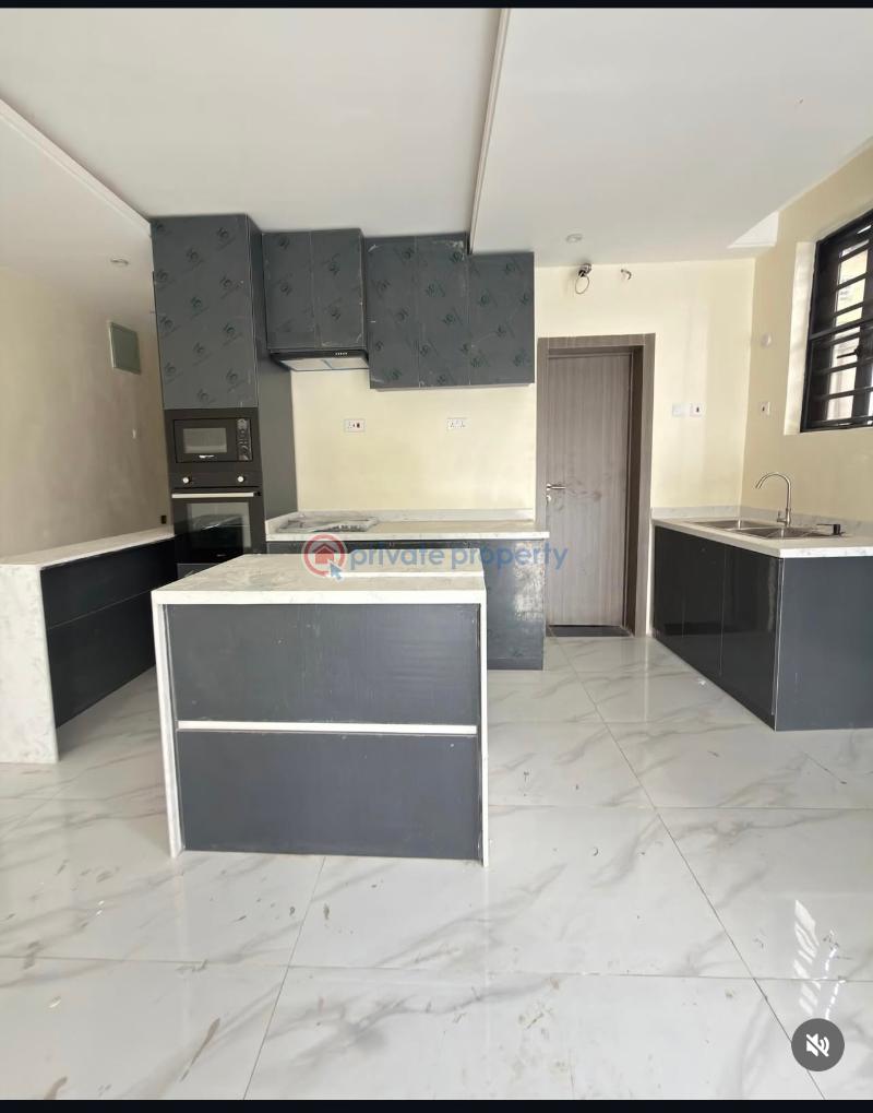 4 bedroom Detached Duplex For Sale Surulere Lagos - 2