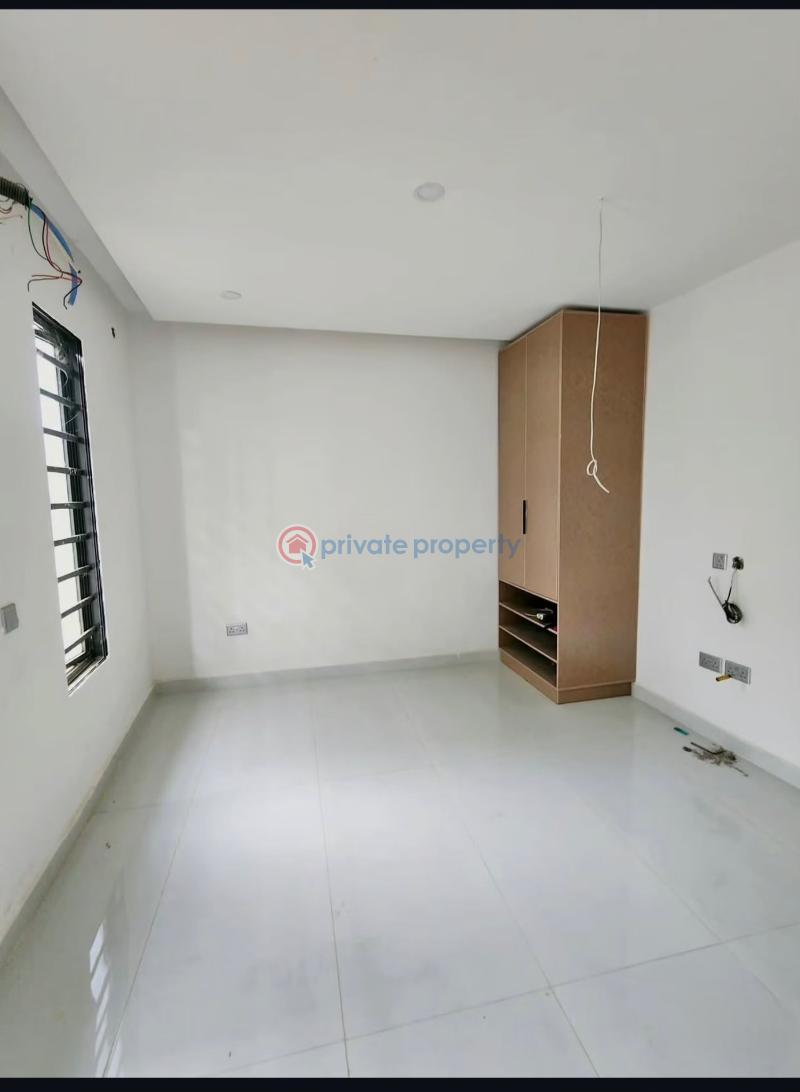 4 bedroom Semi detached Duplex For Sale Opebi Ikeja Lagos - 6