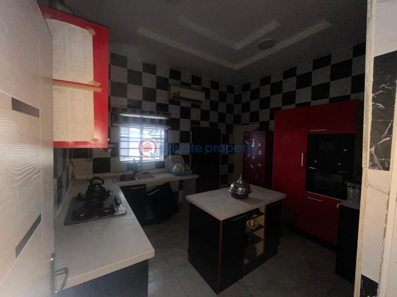 4 bedroom House For Sale Saki Close,osapa London Lekki Lagos - 11
