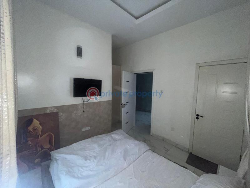 4 bedroom House For Sale Saki Close,osapa London Lekki Lagos - 4