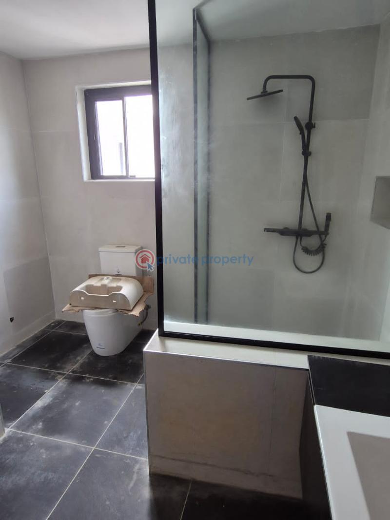4 bedroom Semi detached Duplex For Sale Banana Island, Ikoyi Lagos - 3