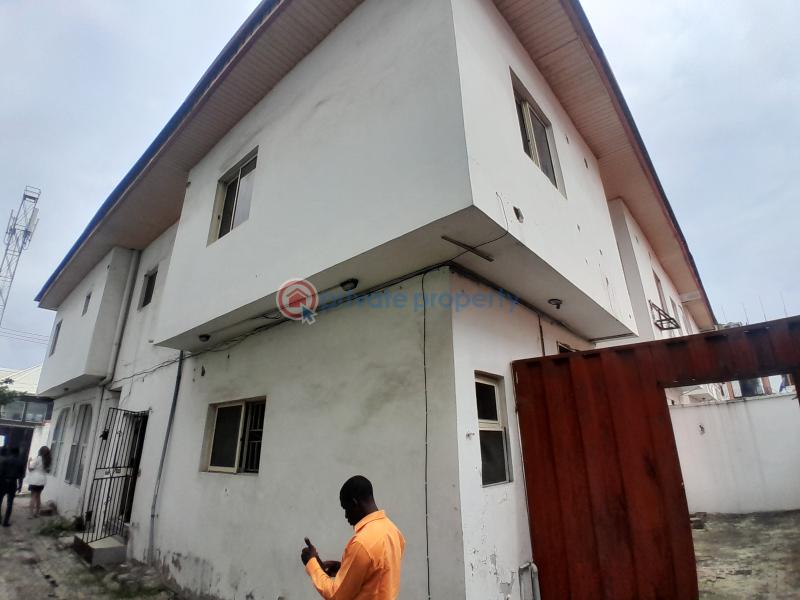 4 bedroom Semi detached Duplex For Rent Off Bisola Durosinmi Etti Lekki Phase 1 Lagos - 6