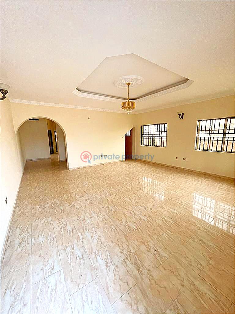 For rent 4 bedroom Duplex Crown Estate Sangotedo Ajah Lagos (PID