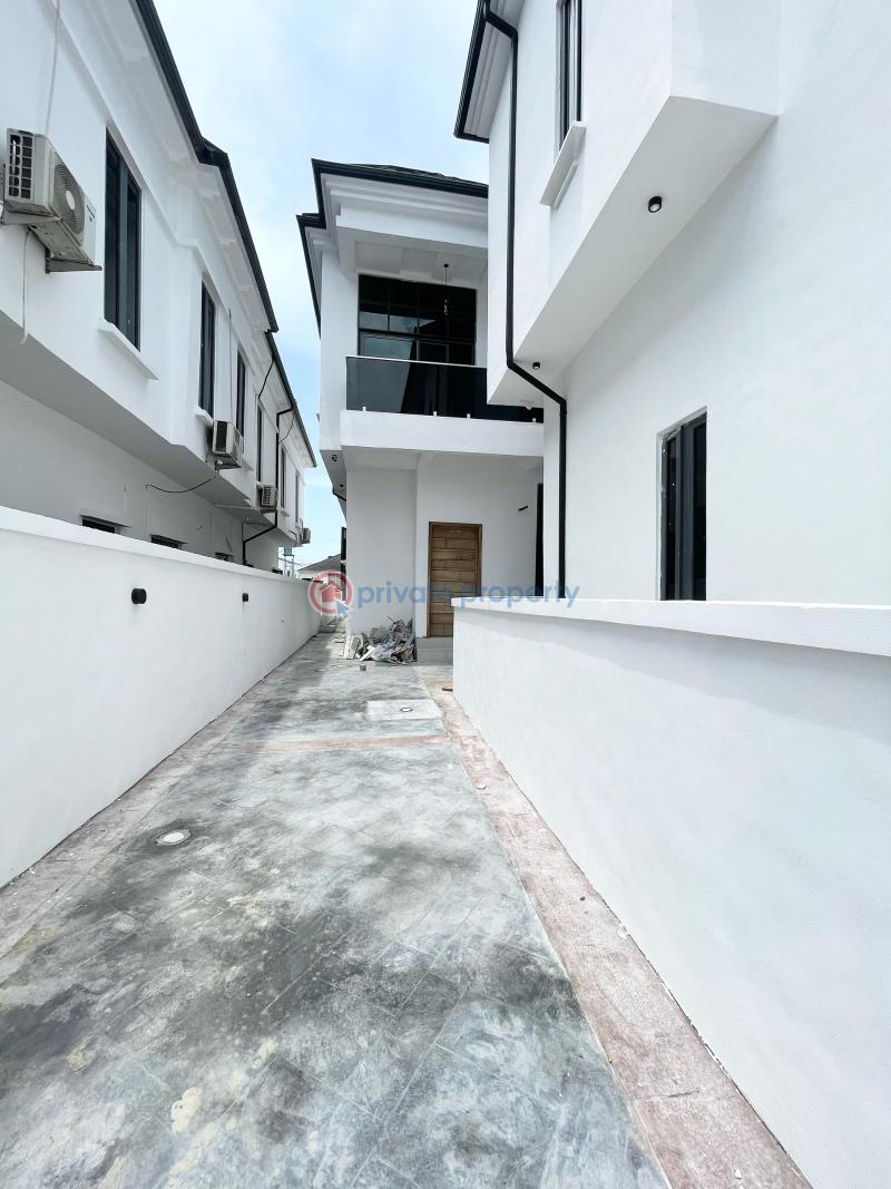 4 bedroom Semi detached Duplex For Sale Osapa London Osapa Lekki Lagos - 0