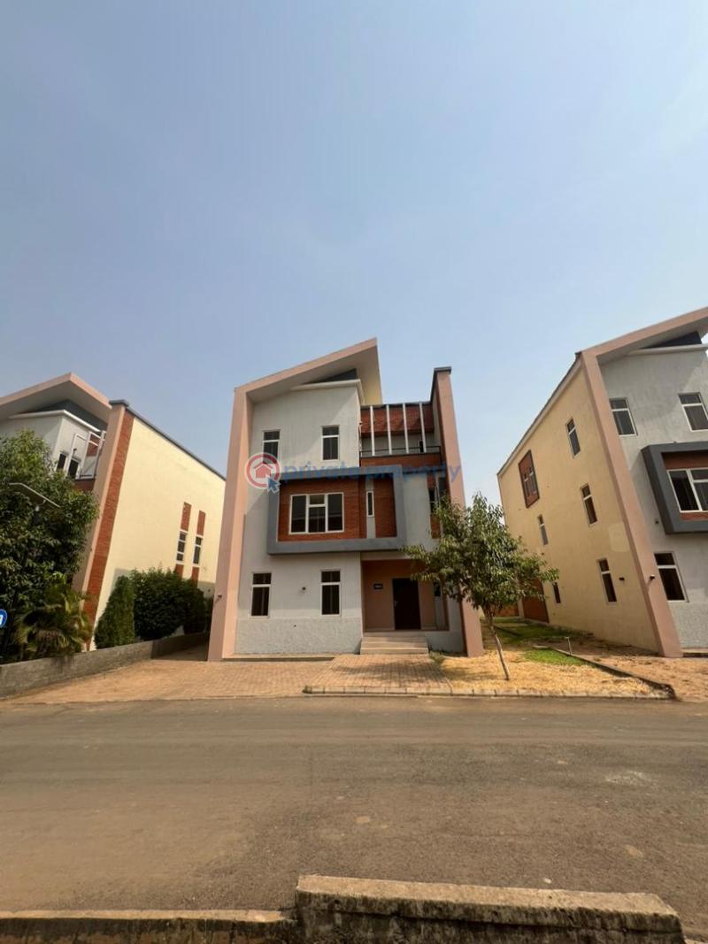 4 bedroom Semi detached Duplex For Sale Dawaki, Abuja Bwari Abuja Phase 4  - 18