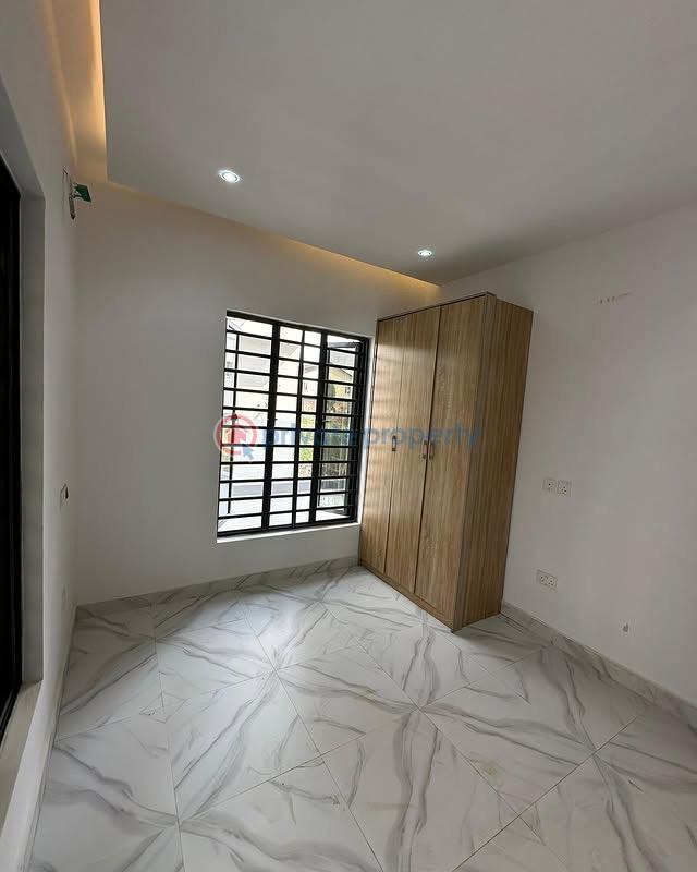 4 bedroom Semi detached Duplex For Sale Abraham Adesanya Ajah Lagos - 5